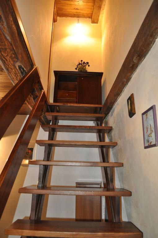 Borgo Isola Santa Pensionat Exteriör bild